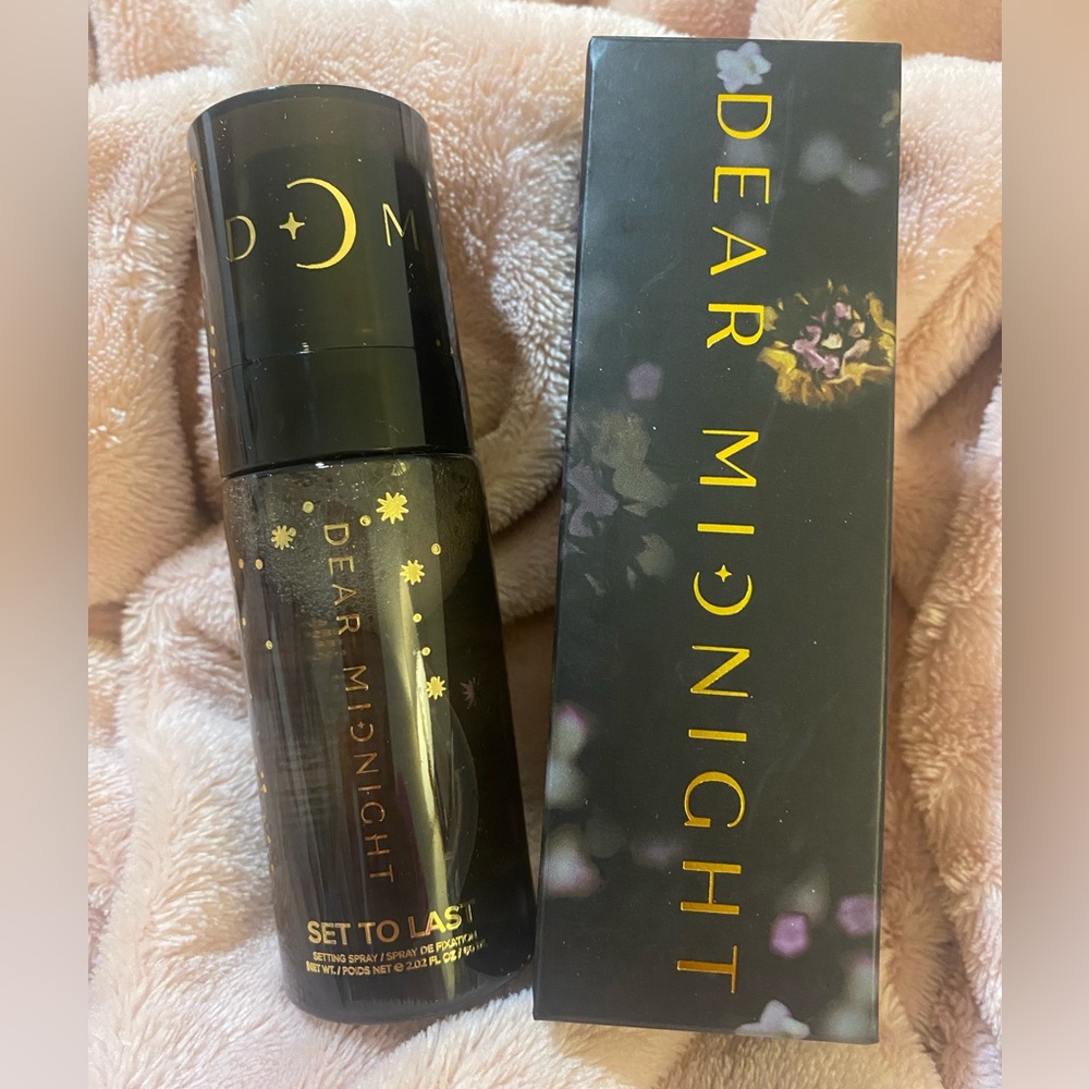 Dear Midnight Set to Last Setting Spray